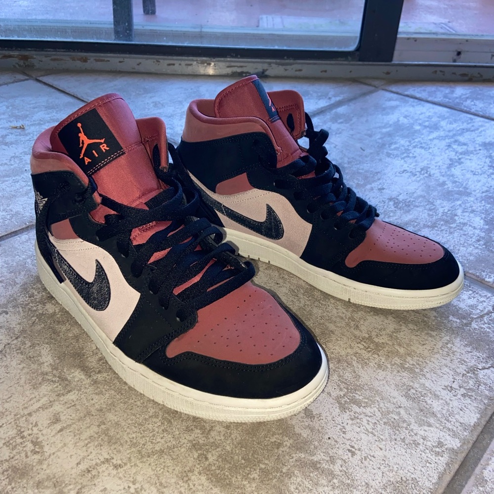 Womens Air Jordan 1 Mid “Canyon Rust”
